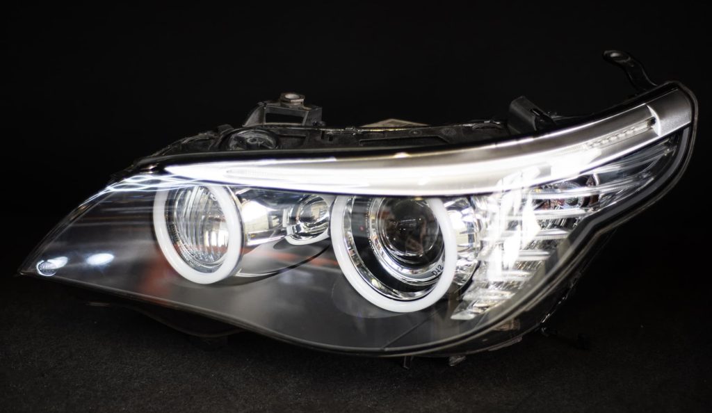 Modyfikacja reflektora BMW serii 5 E60