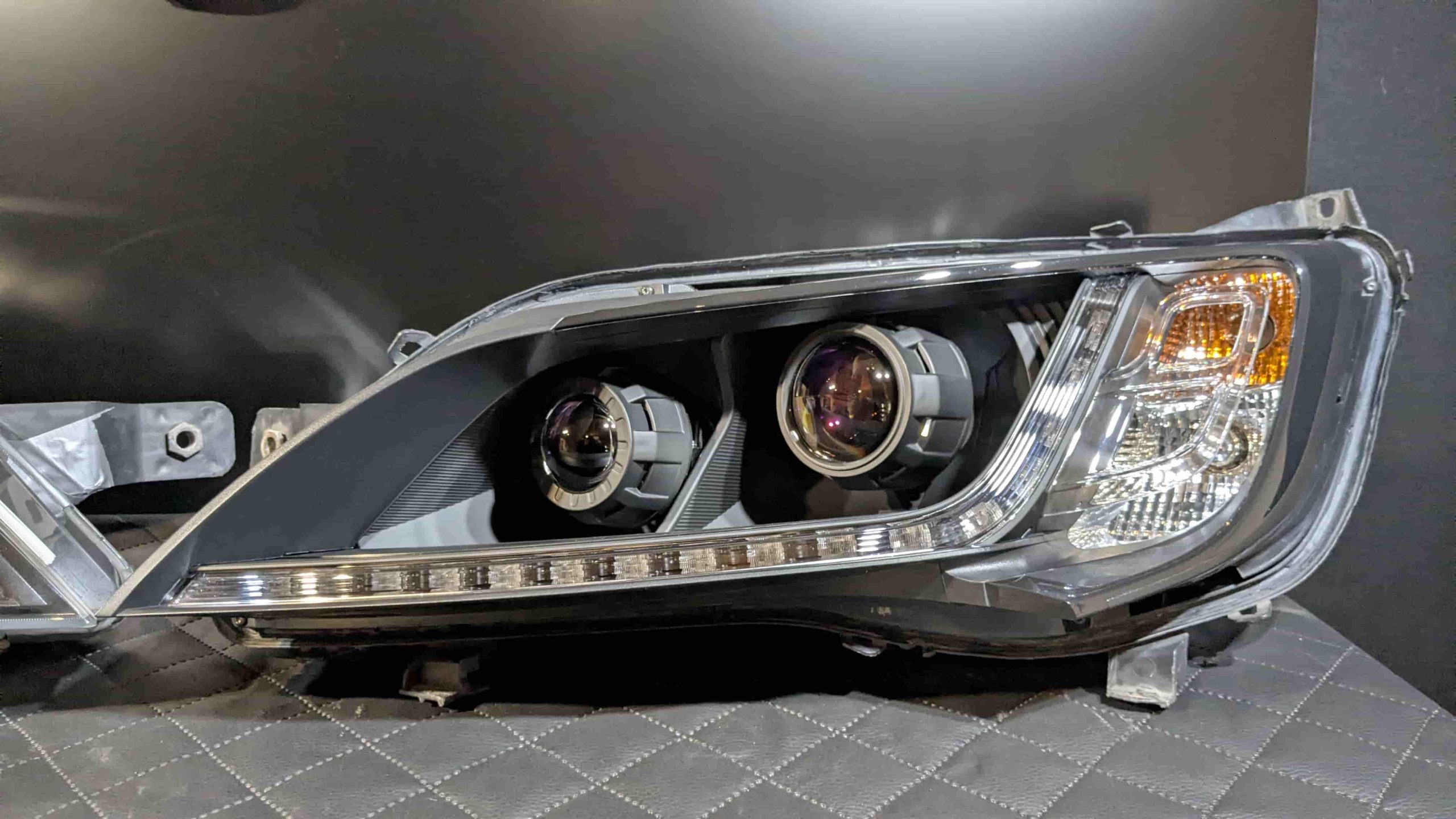 mercedes-w206-1